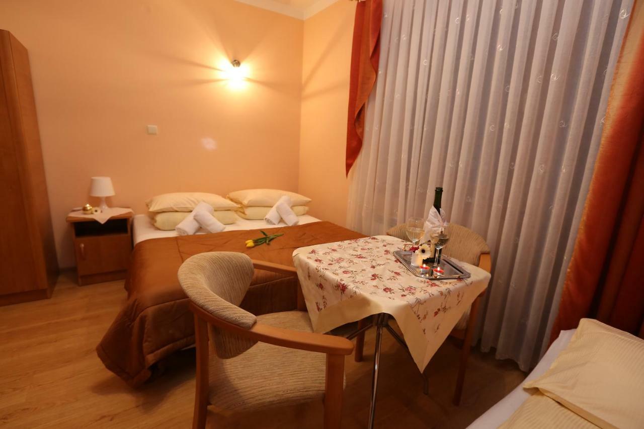 Malgosia - 10 Minut Na Piechote Do Stoku Narciarskiego I Basenow Termalnych Bania Bialka Tatrzanska Buitenkant foto